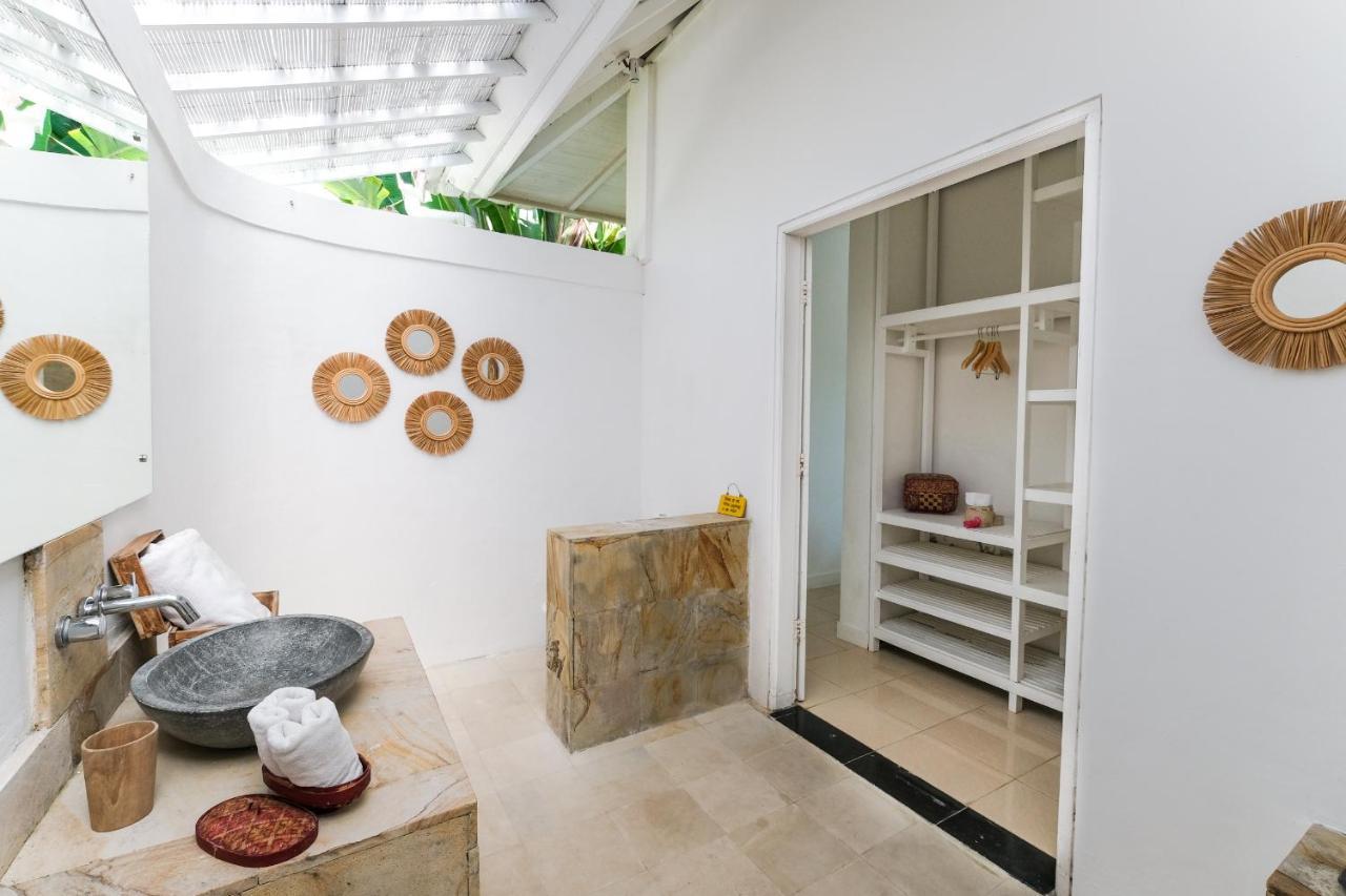 Villa Hally Bali Ungasan Extérieur photo